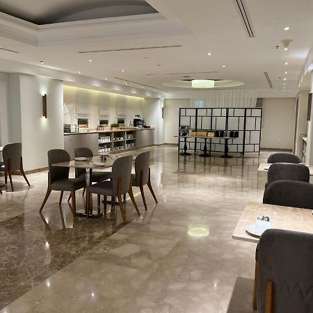 Gloria Hotel & Suites Doha Eksteriør bilde